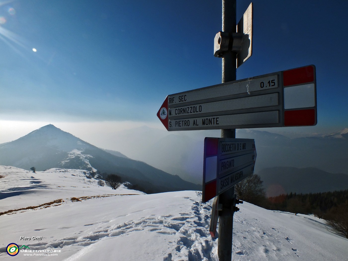 75 Ed ora terza cima...il Cornizzolo.JPG